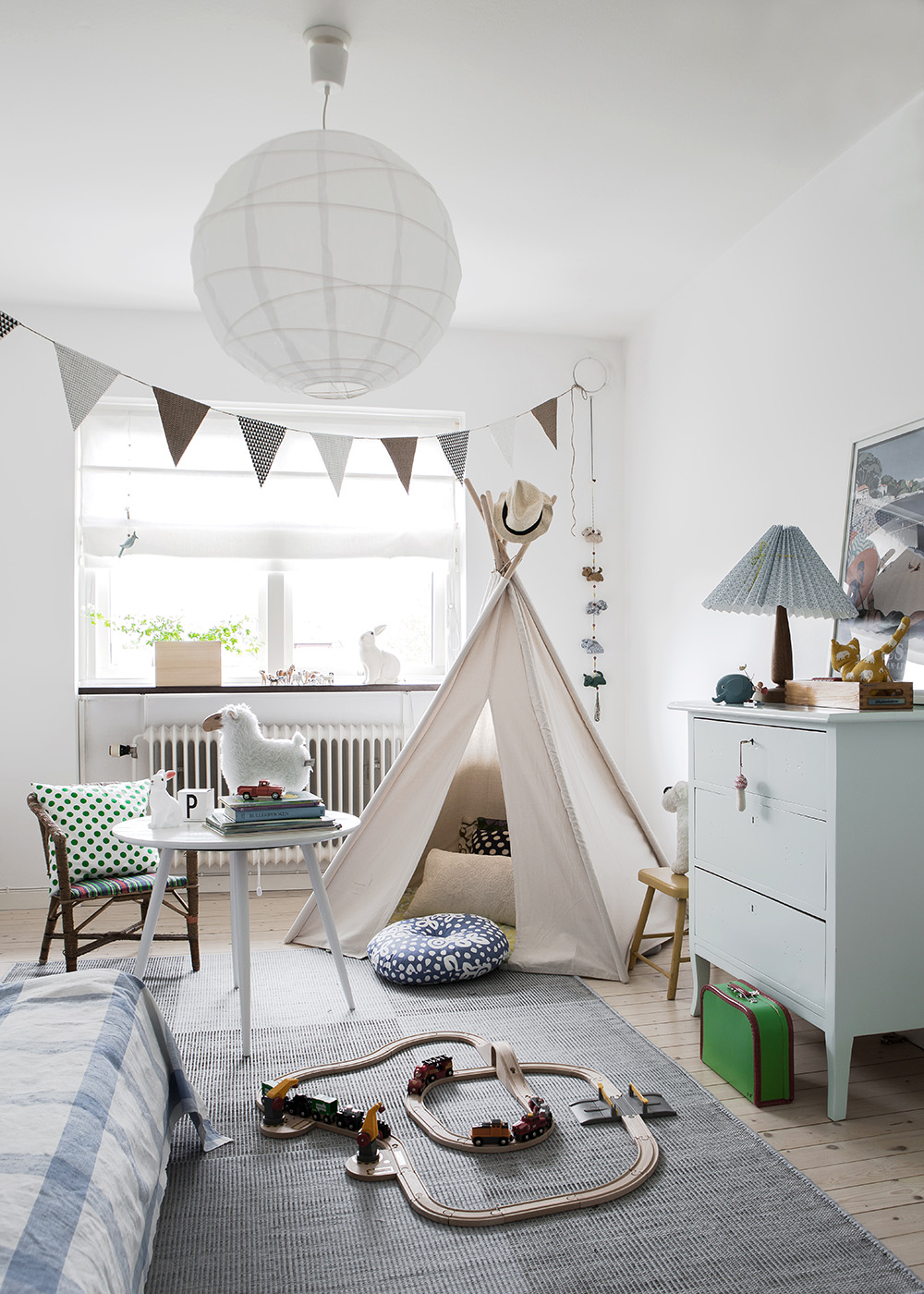 unisex kids bedroom