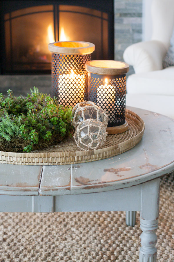 Romantic & Cozy Coffee Table Decor Ideas